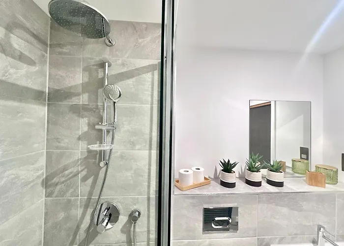 No 32 With Free Use Of Gym